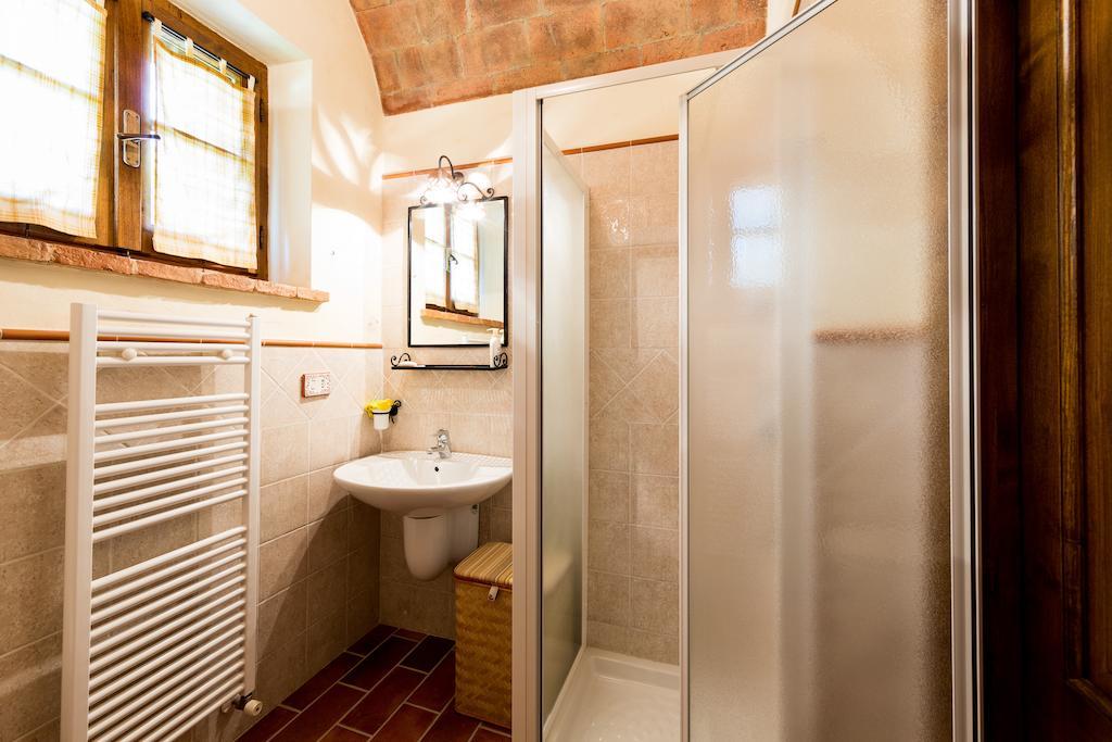 Casale Vacanze Il Granaio Cortona Habitación foto